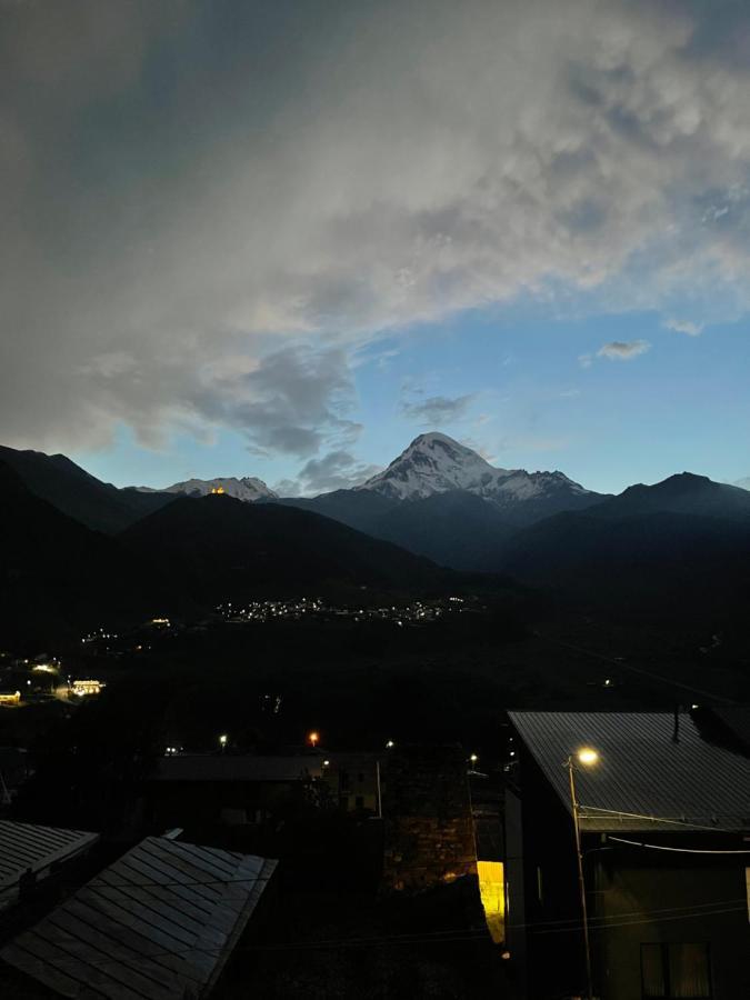 Graf Kazbegi Otel Dış mekan fotoğraf