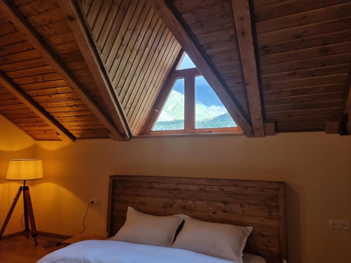 Graf Kazbegi Otel Dış mekan fotoğraf