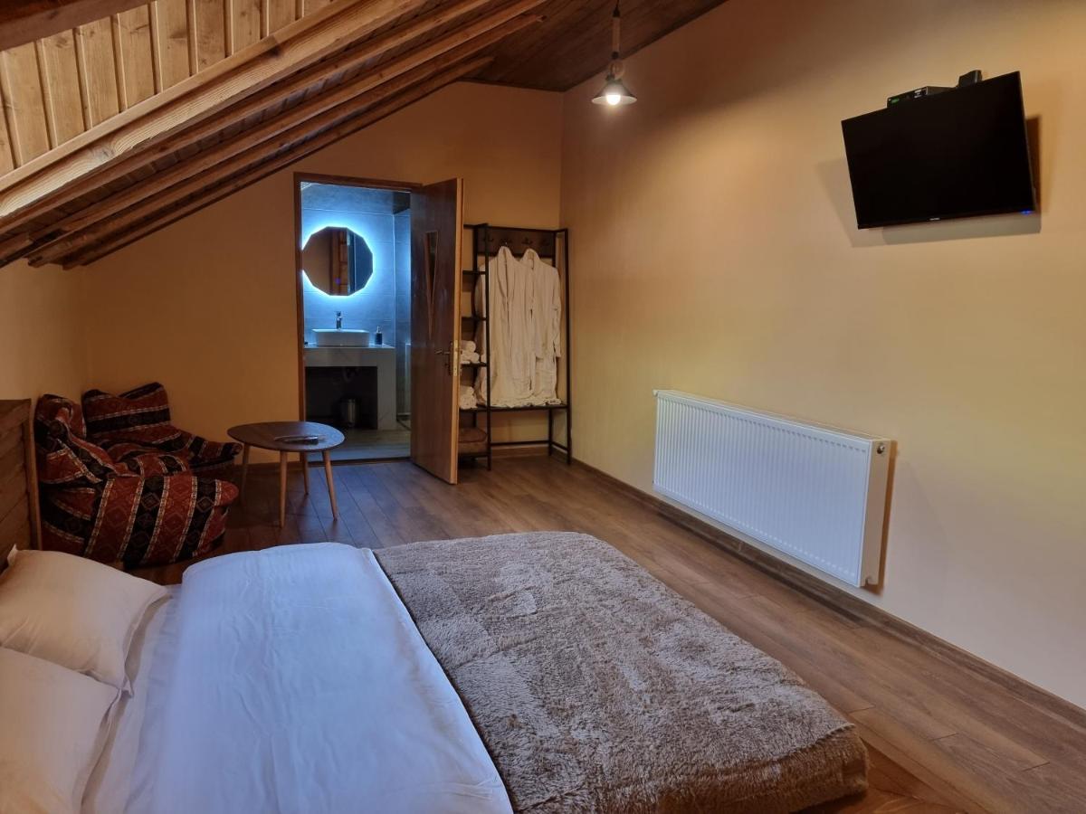 Graf Kazbegi Otel Dış mekan fotoğraf