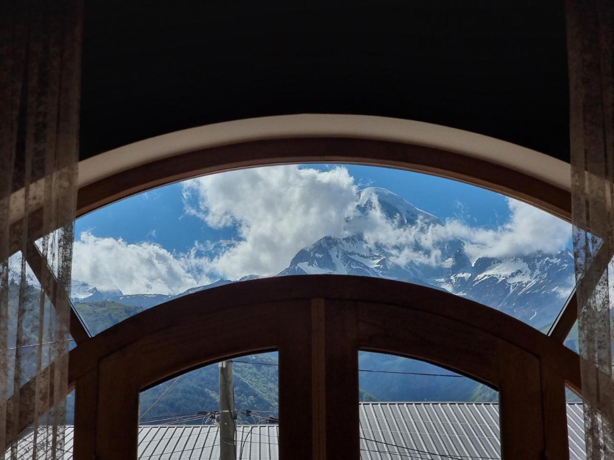 Graf Kazbegi Otel Dış mekan fotoğraf