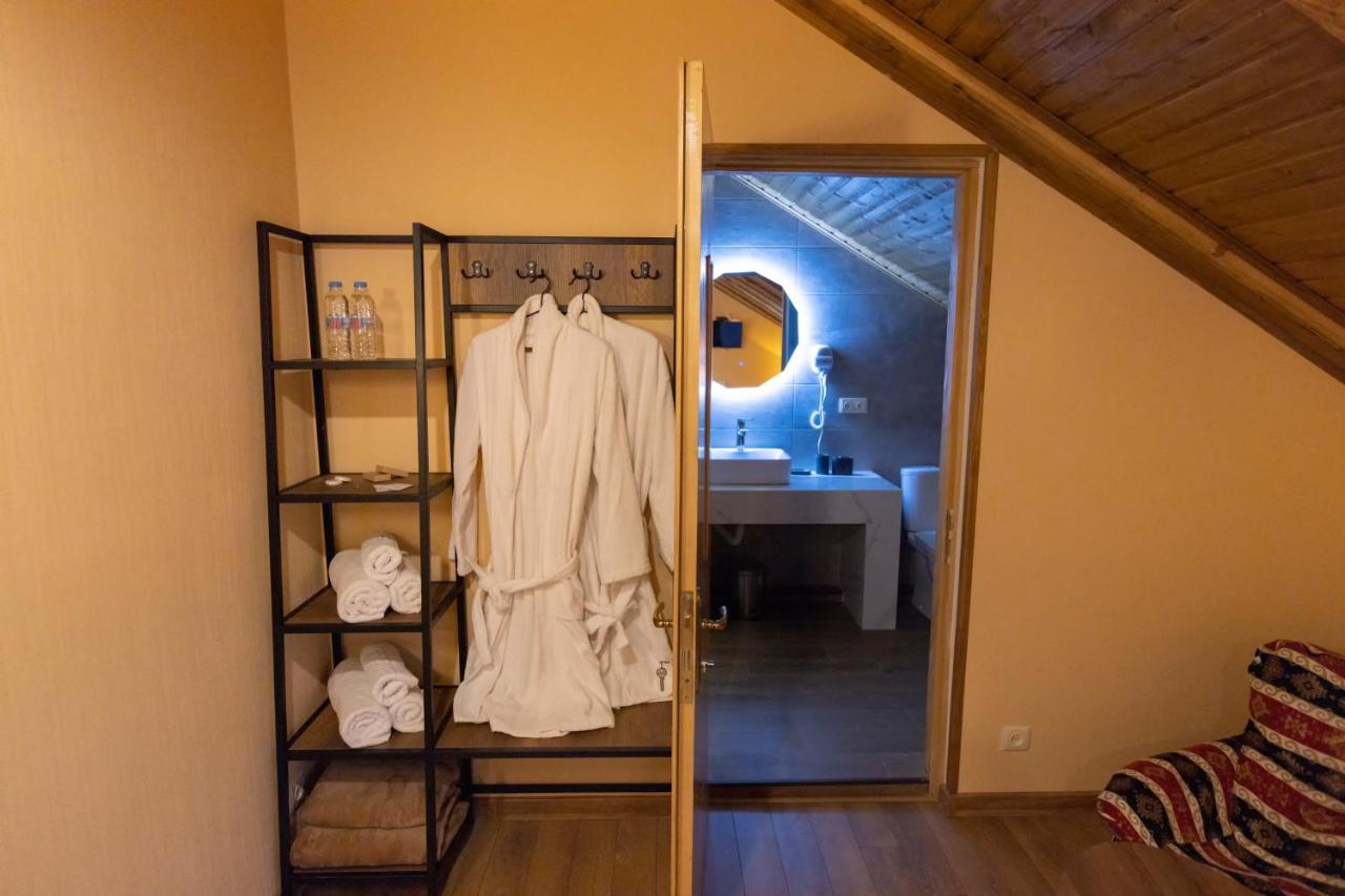 Graf Kazbegi Otel Dış mekan fotoğraf