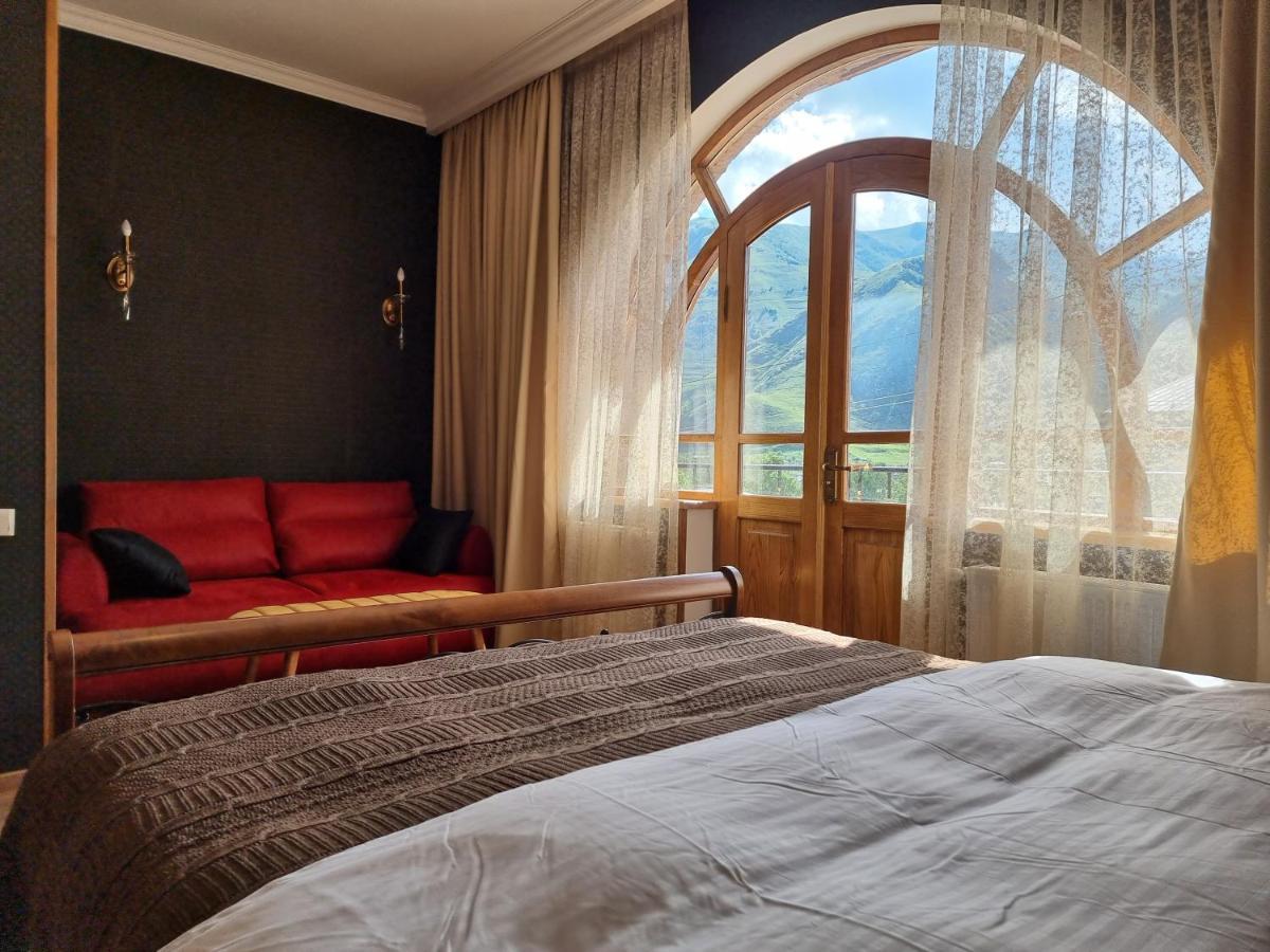 Graf Kazbegi Otel Dış mekan fotoğraf
