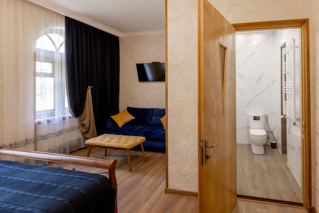 Graf Kazbegi Otel Dış mekan fotoğraf