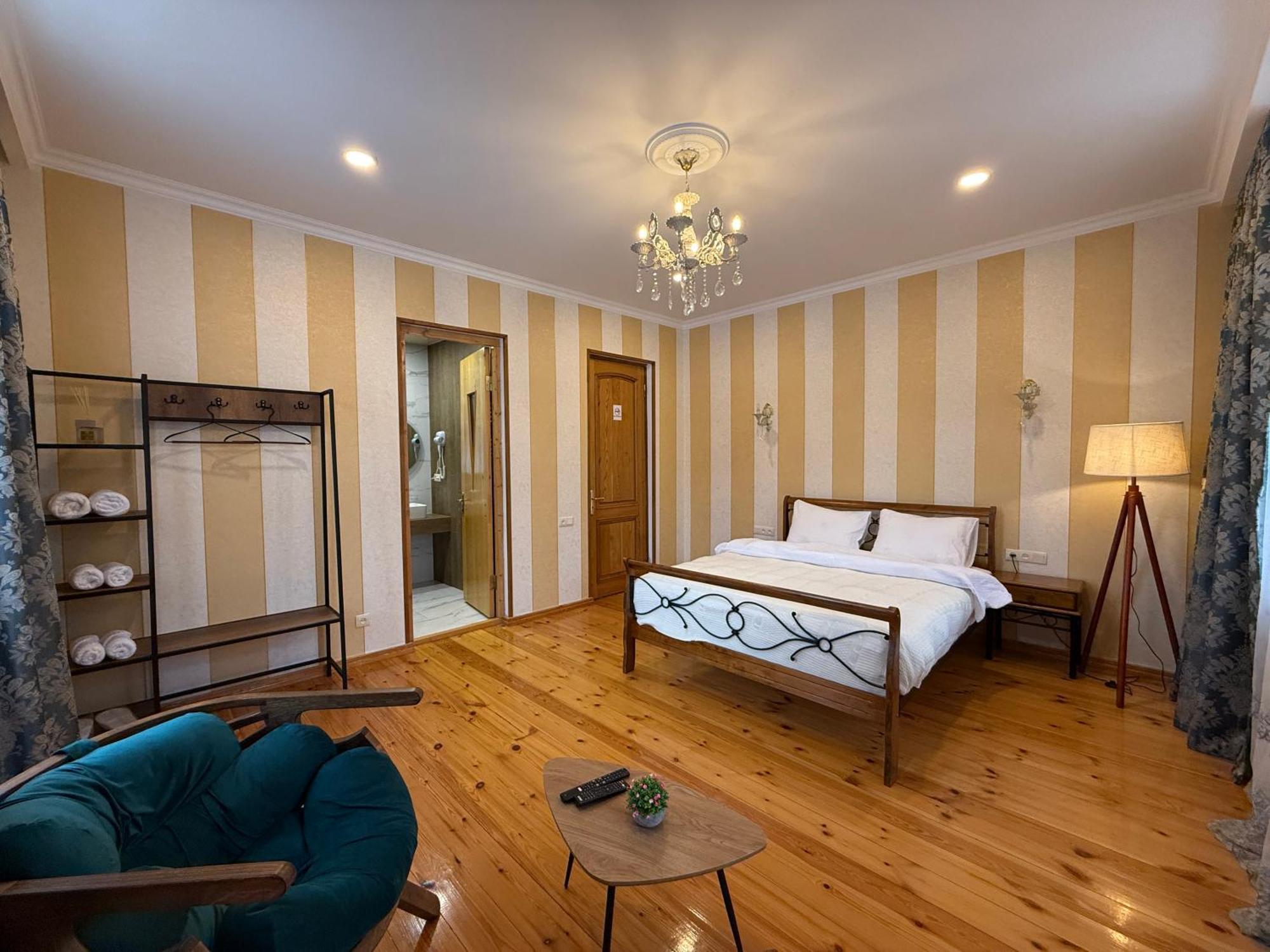 Graf Kazbegi Otel Dış mekan fotoğraf