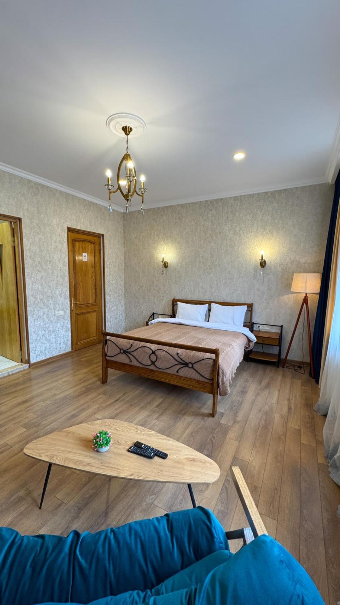 Graf Kazbegi Otel Dış mekan fotoğraf